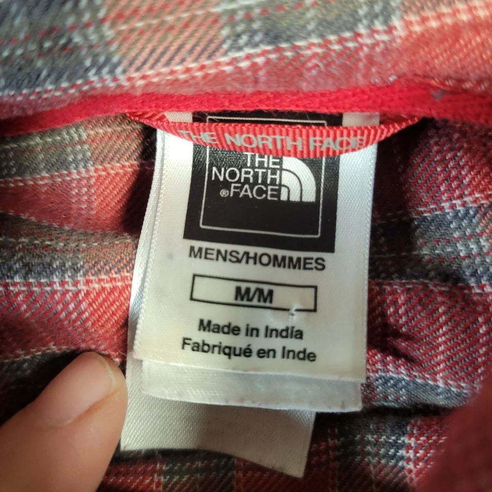 The North Face Men's‎ Plaid Flannel Button Down Shirt Size Medium